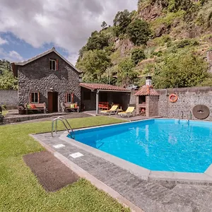 https://casa-da-pedra.madeira-islandshotels.com