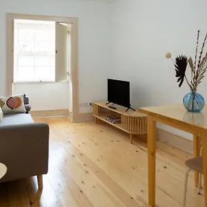 https://vinum-apartamentos.hotelscoimbra.com